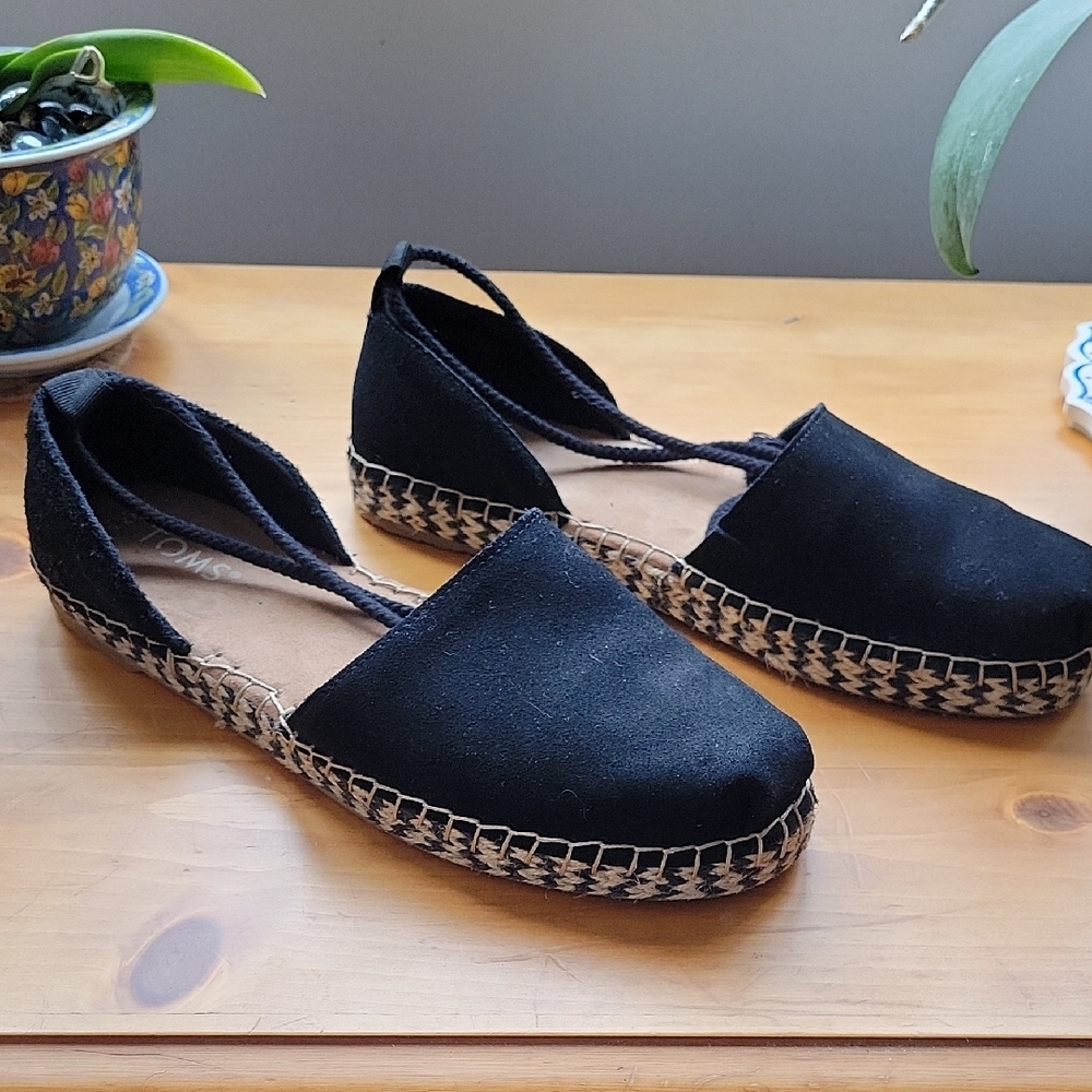 Toms Ankle-tie Espadrilles